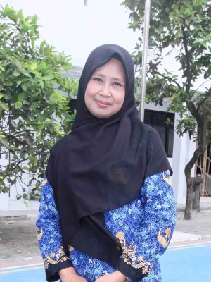 Hj. Maesyaroh, S.Pd
